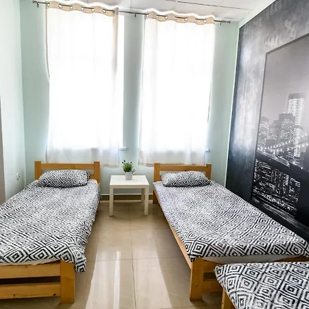 Centrum Kolejowa 15 Hostel *