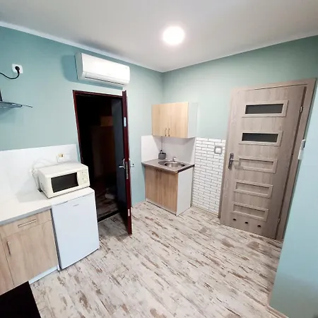 Centrum Kolejowa 15 Apartman *