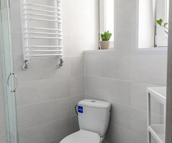 アパート Centrum Kolejowa 15 *