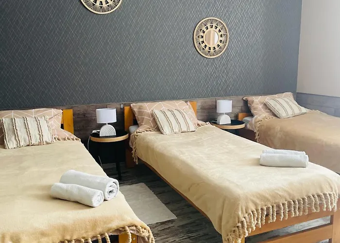 Apartament Centrum Kolejowa 15 *